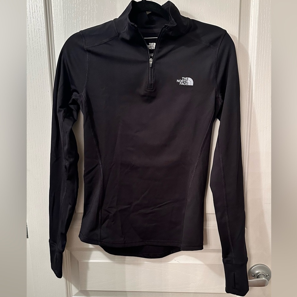 North Face Women’s Half Zip Long Sleeve Top